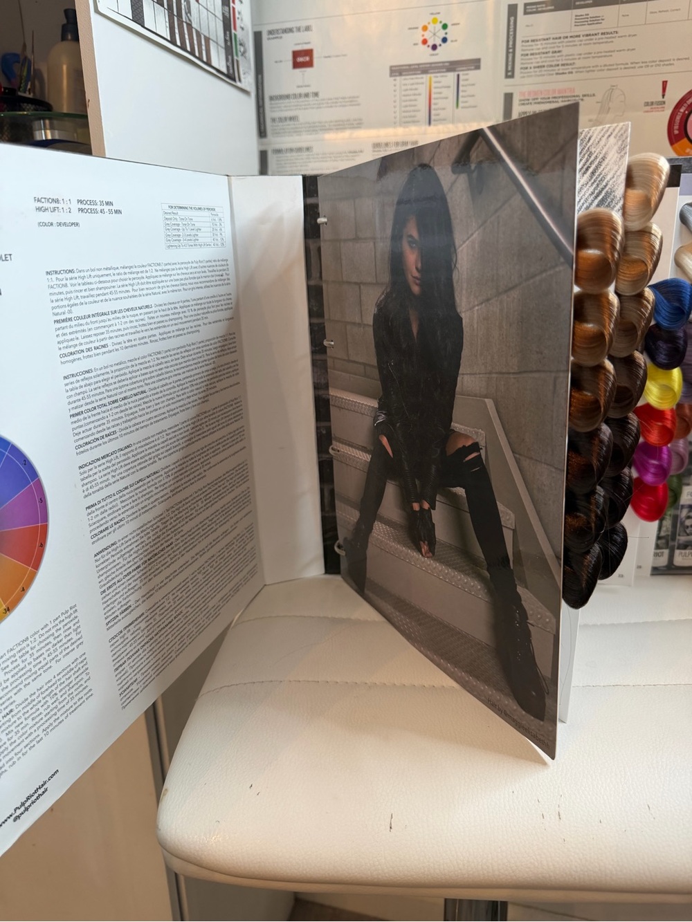 Pulp Riot FACTION8 Hair Color Palette - Black Patterned Box - Picture 2 of 3